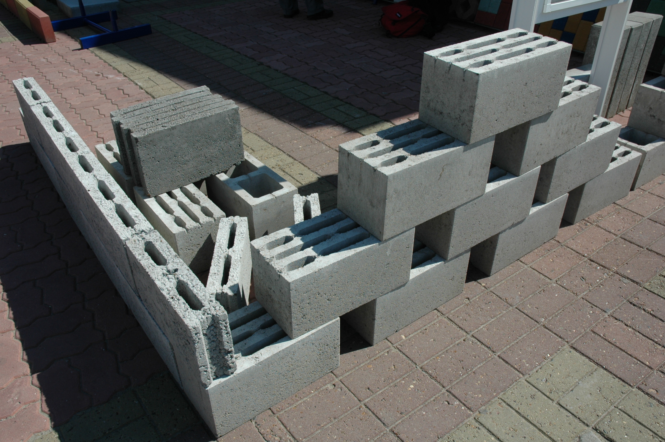 Строительство дома из керамзитблоков